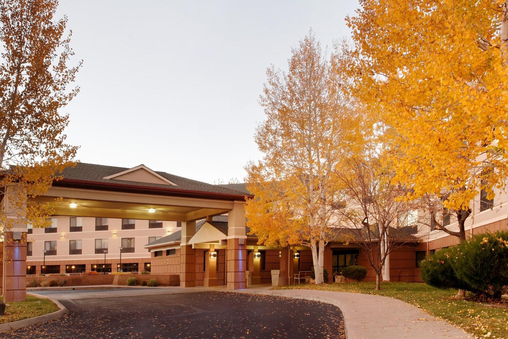 Holiday Inn Express Hotel & Suites Montrose - Black Canyon Area By Ihg Dış mekan fotoğraf